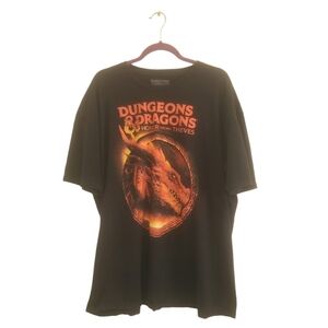 DUNGEONS & DRAGONS SHIRT